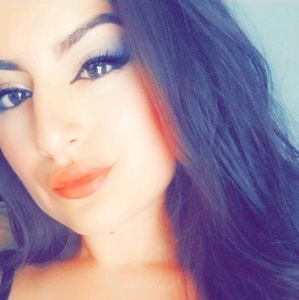 Meet your Posher, Jenifer